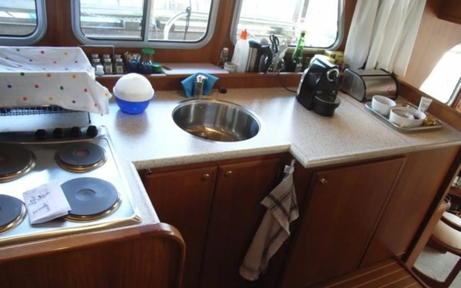 Exposee Aquanaut Motoryacht Pagina 24 Afbeelding 0002