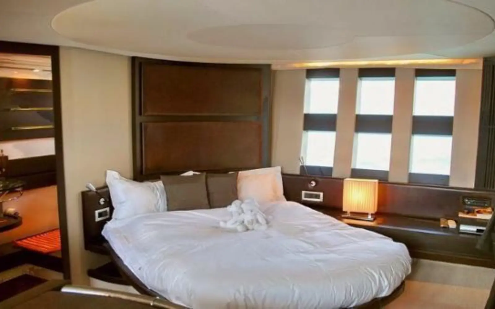4761674 20140717031345970 4 LARGE