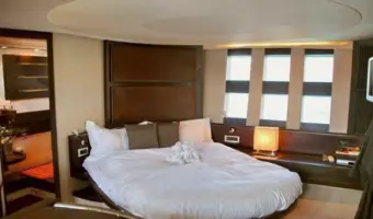 4761674 20140717031345970 4 LARGE