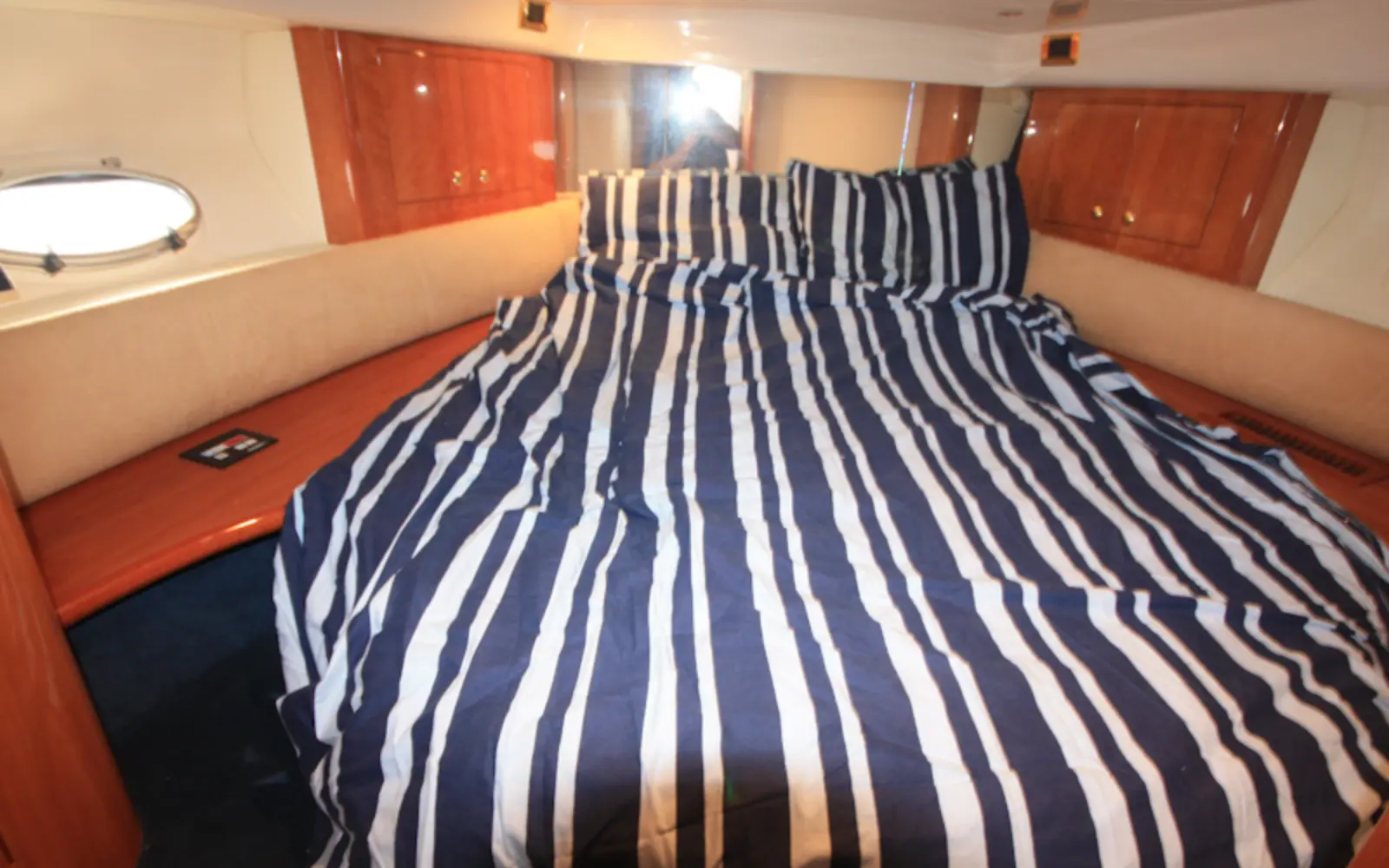Fwd cabin