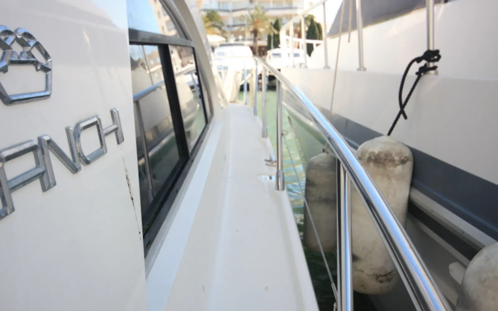 Sidedeck