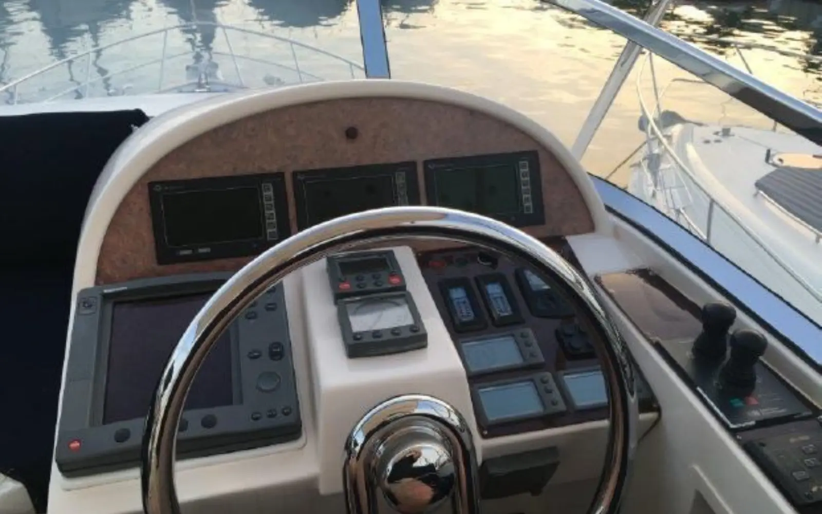 6790205 20180730102926683 5 XLARGE