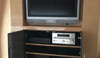6790205 20180730102810999 1 XLARGE