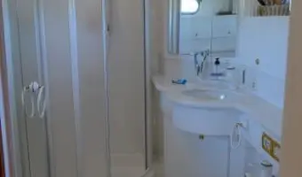 4534905 20140214055647165 1 LARGE