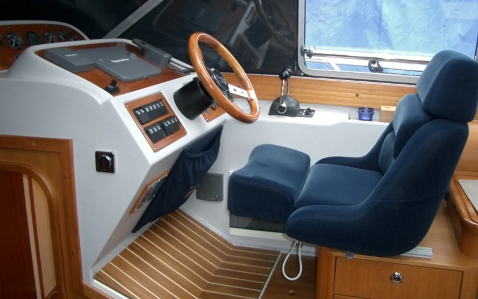 54725 9