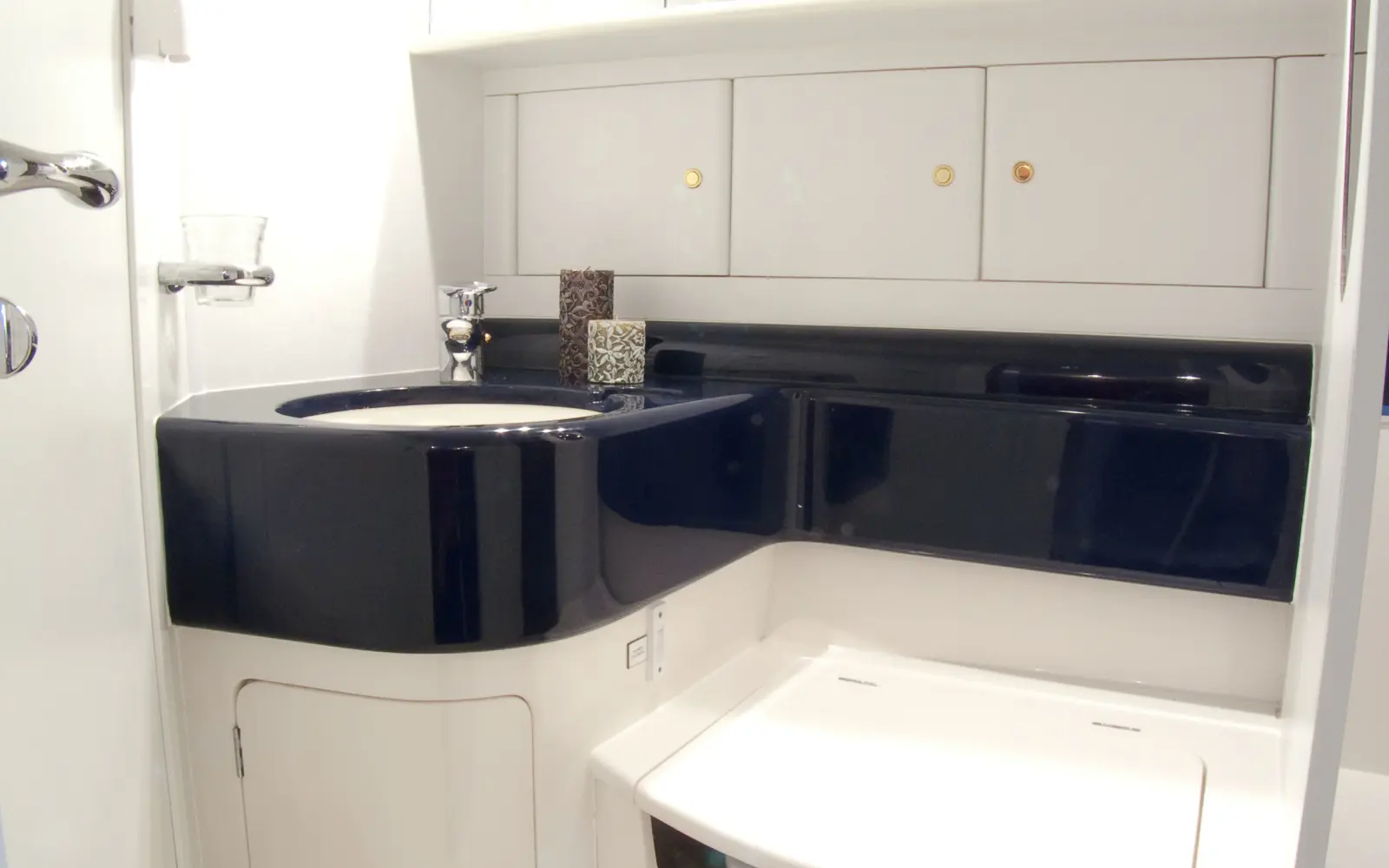 Toilet 2 LR