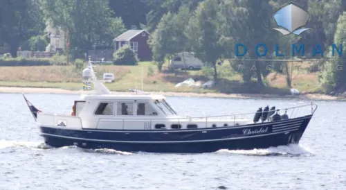 Buitenkant met logo