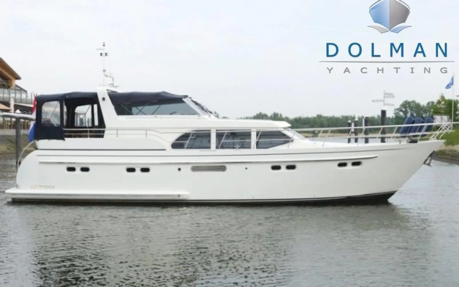 Van den Hoven 1600 Exclusive met Dolman logo