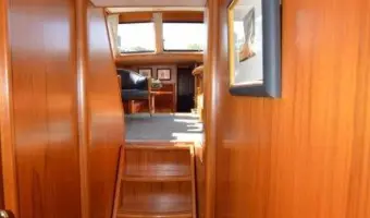 DSC 1050