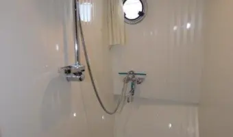 DSC 3695