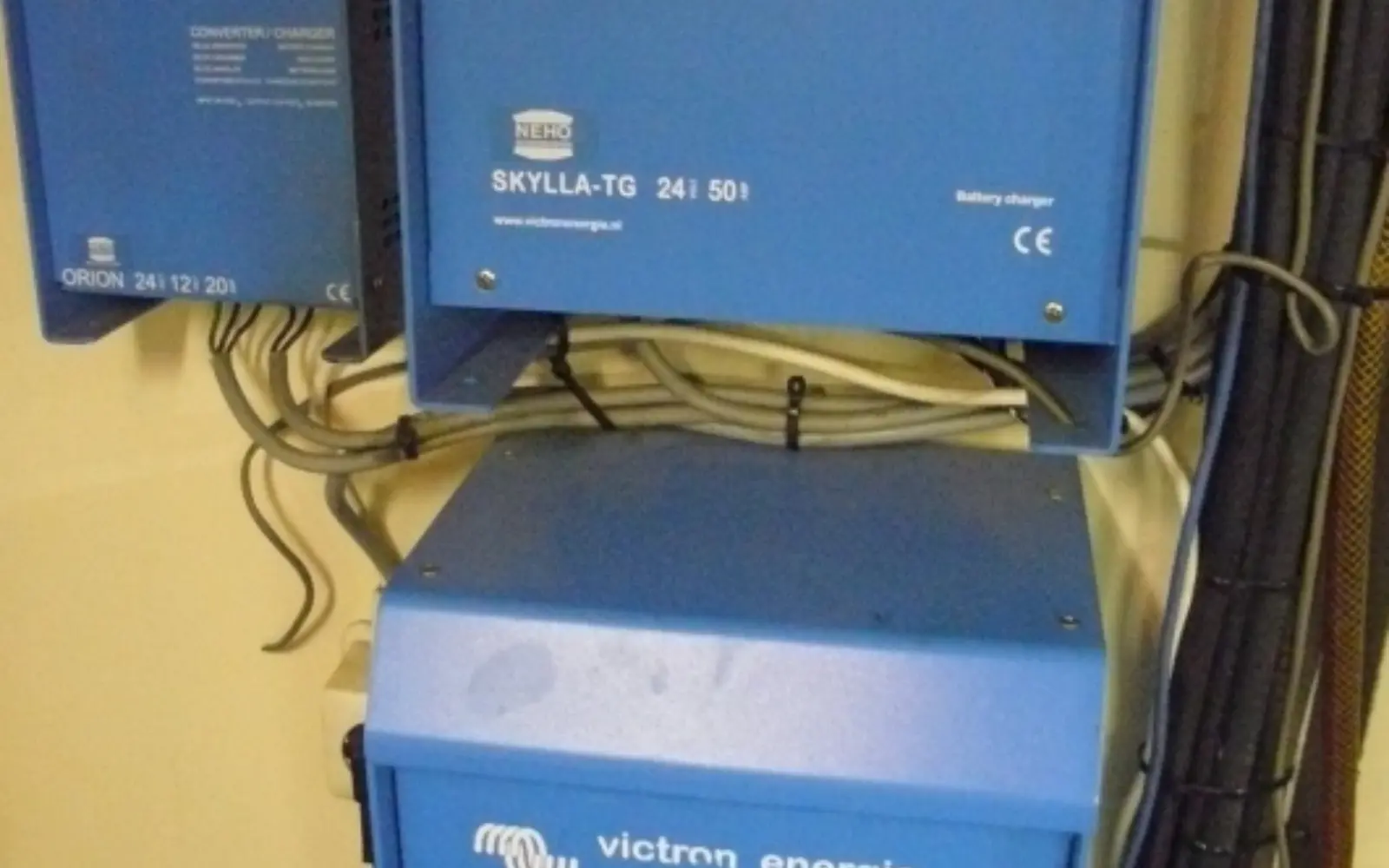 54720 22